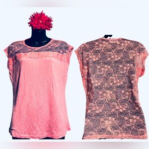 🛑 4/$25 NWOT Modish One Rayon Lace Back Top